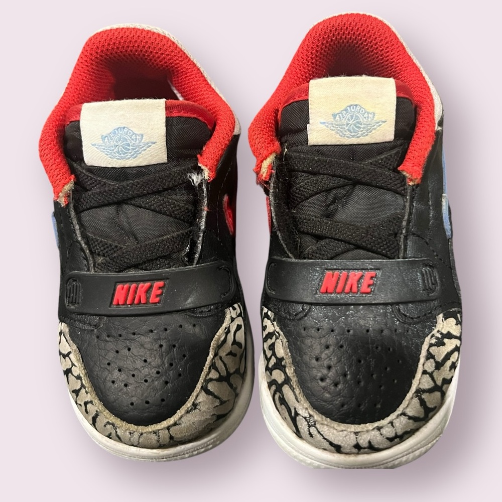 Jordan Kids Black and Red Sneakers